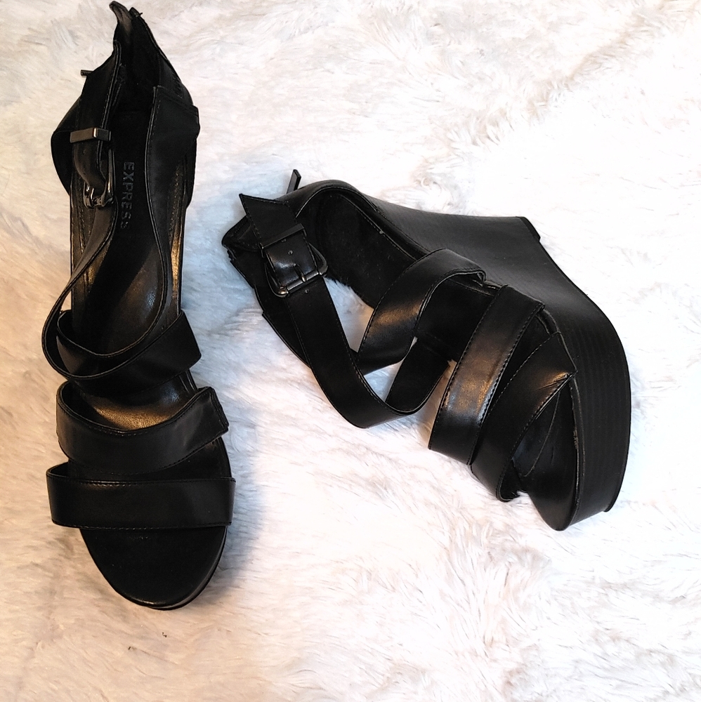 Express strappy platform wedges
